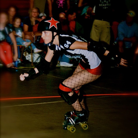 Meet your Posher, Melissa - Picture 1 of 1